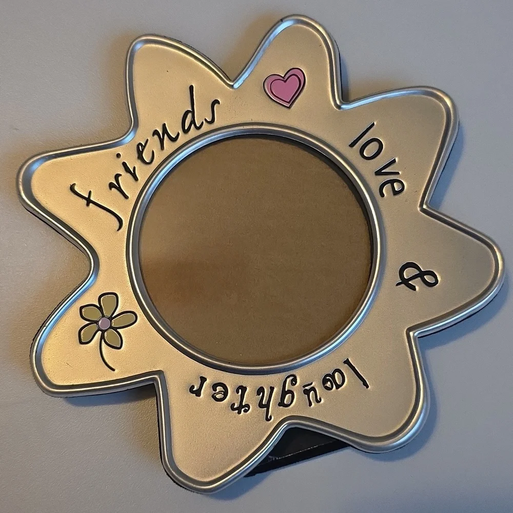 Silver Flower-Shaped Photo Frame - 3 Inch Circle Picture Frame